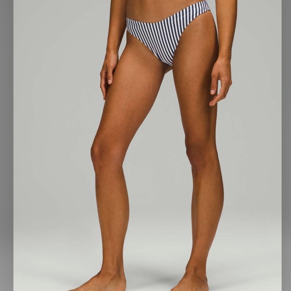 Lululemon Seersucker Triangle Swim Top and bottom*A/B Cup both size 10 - Picture 8 of 9